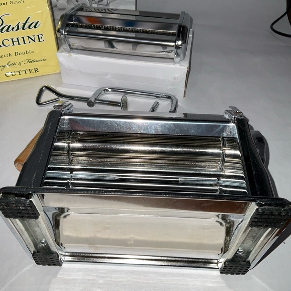 Used Fantes Aunt Gina’s Pasta Maker Machine Double Cutter Noodle Model 12000 - Picture 5 of 6